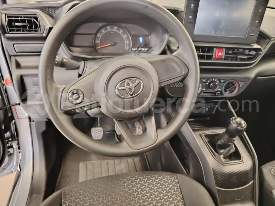 Foto 4 de Toyota RAIZE