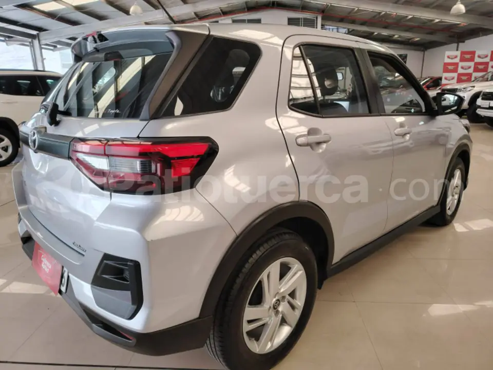 Foto 9 de Toyota RAIZE