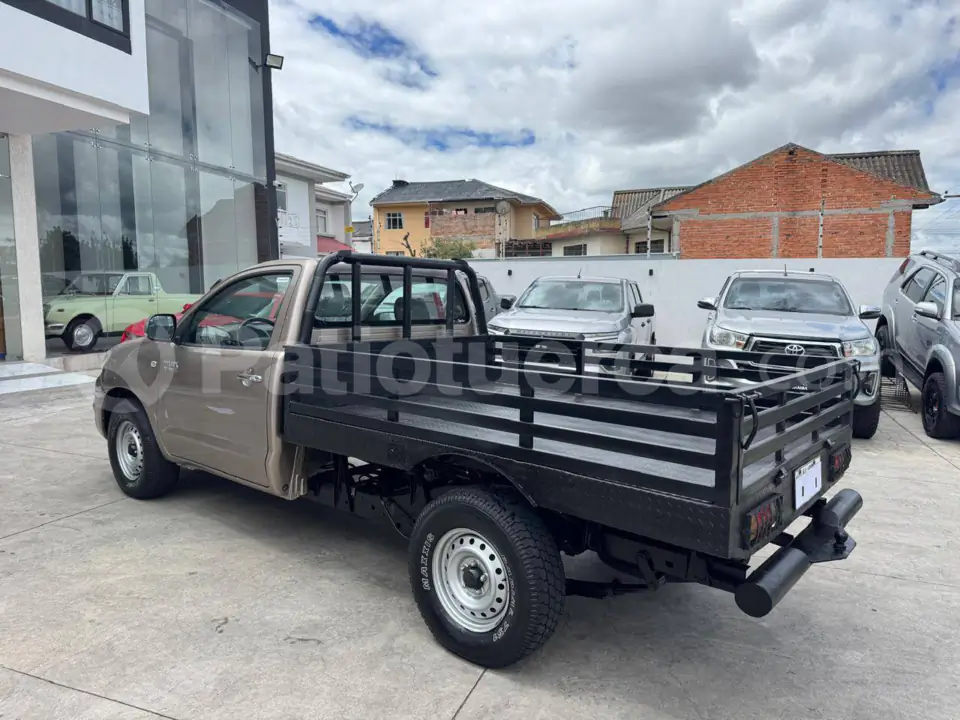 Foto 5 de Toyota EKT HILUX 4X2 CS