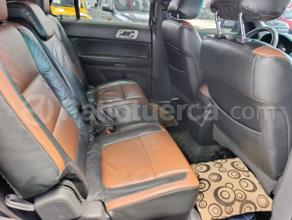 Foto 8 de Ford Explorer