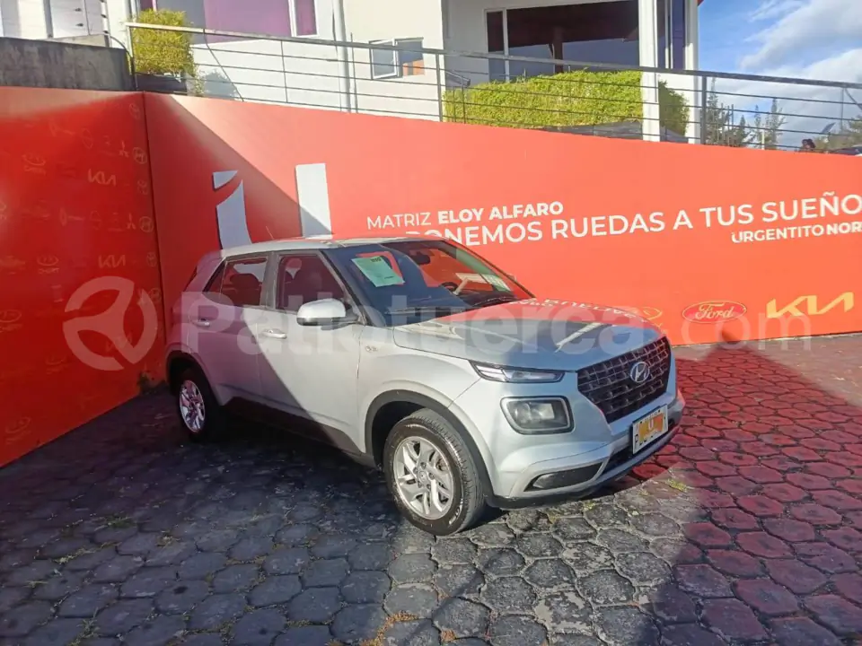 Foto 3 de Hyundai VENUE