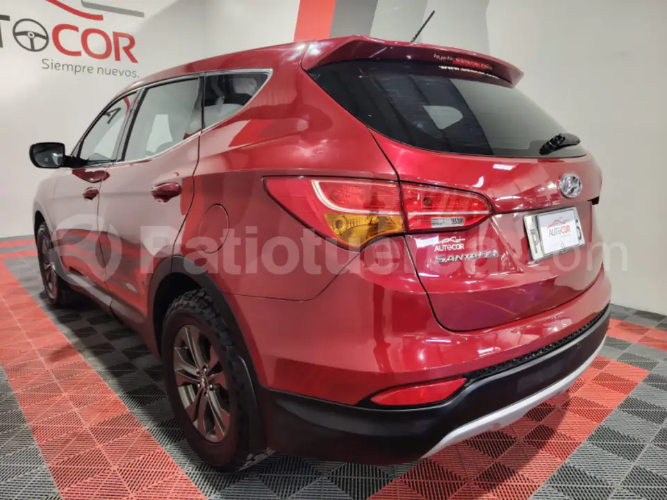 Foto 4 de Hyundai Santa Fe 4x2