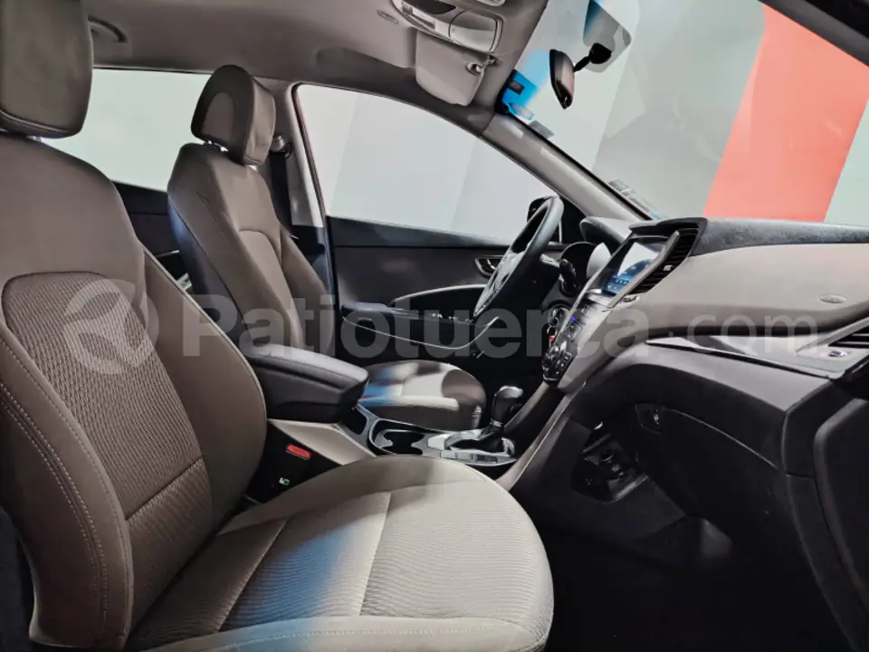 Foto 8 de Hyundai Santa Fe 4x2