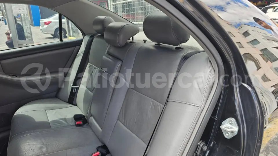 Foto 15 de Toyota Corolla 1.8