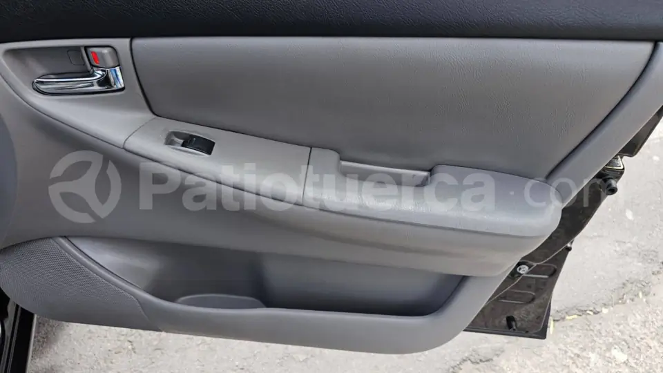 Foto 17 de Toyota Corolla 1.8