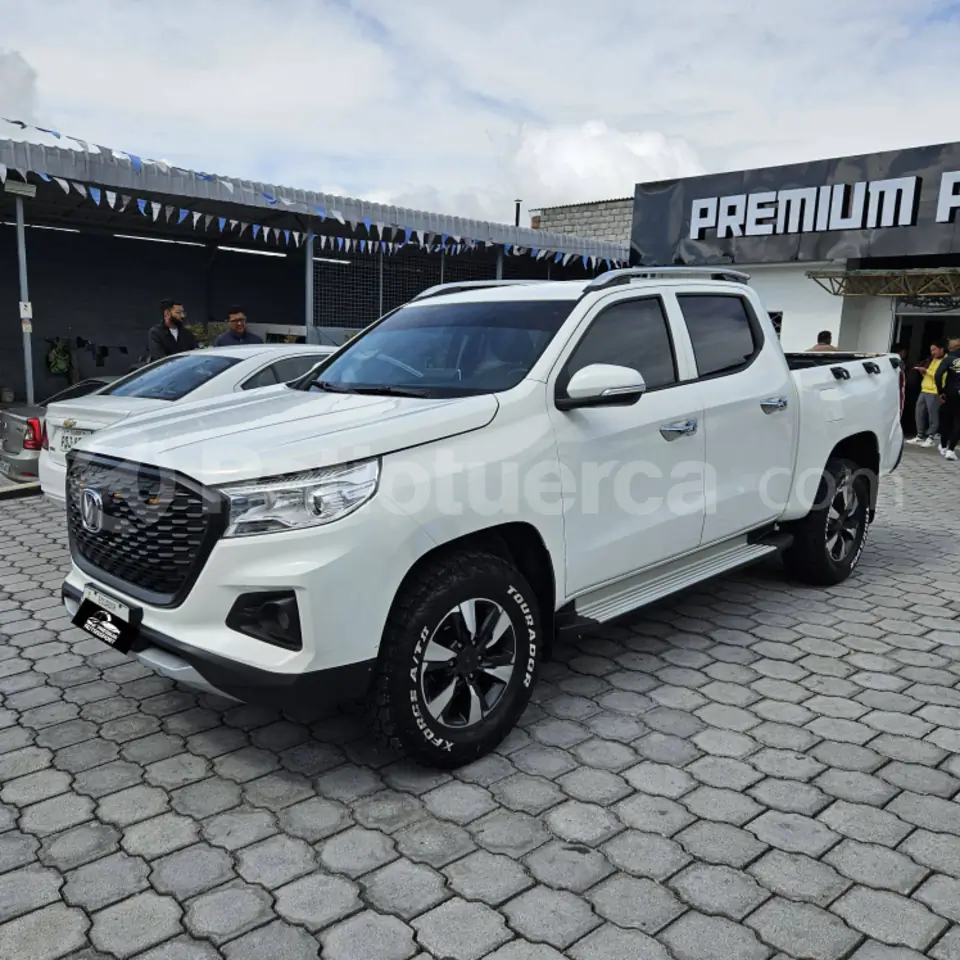 Foto 1 de Changan HUNTER