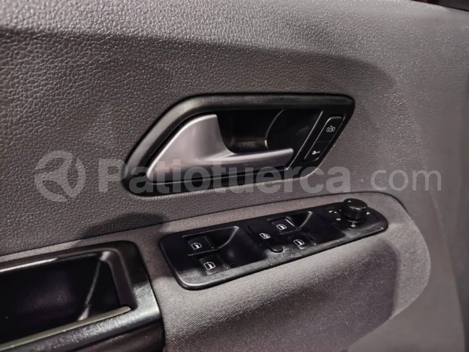 Foto 11 de Volkswagen Amarok TDI