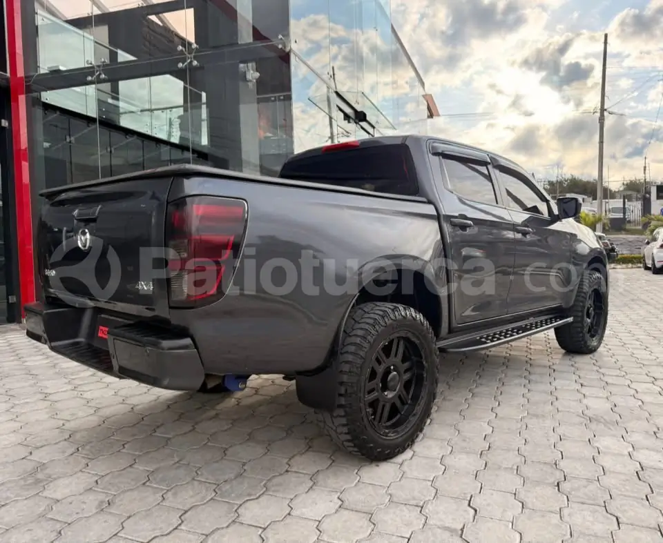 Foto 17 de Mazda BT-50 4x4 Diesel