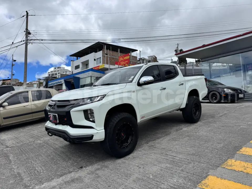 Foto 3 de Mitsubishi L200 HIRIDER