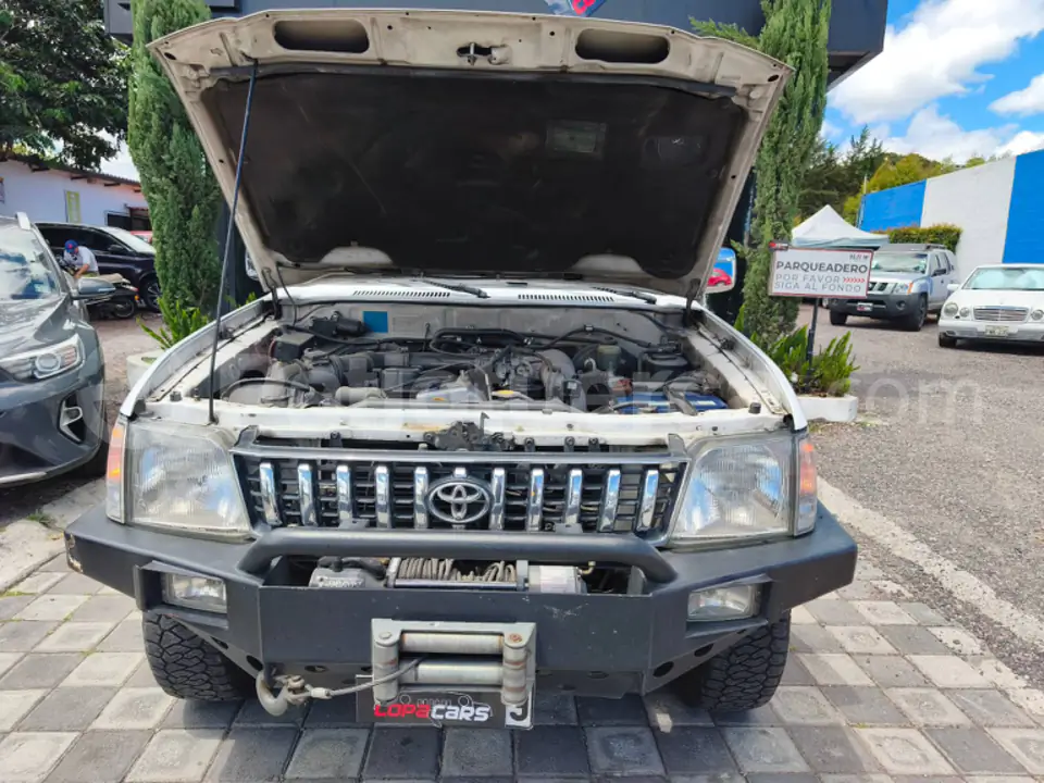 Foto 14 de Toyota Land Cruiser Prado GX