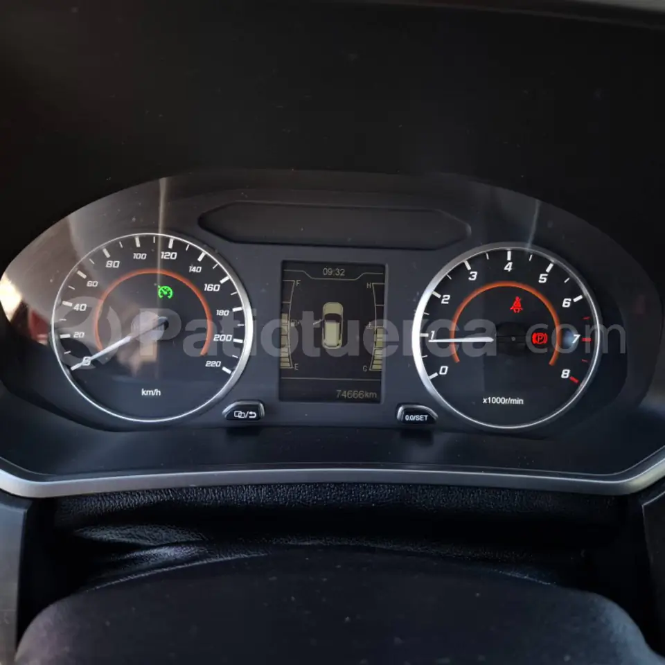 Foto 12 de Chery TIGGO 2 PRO