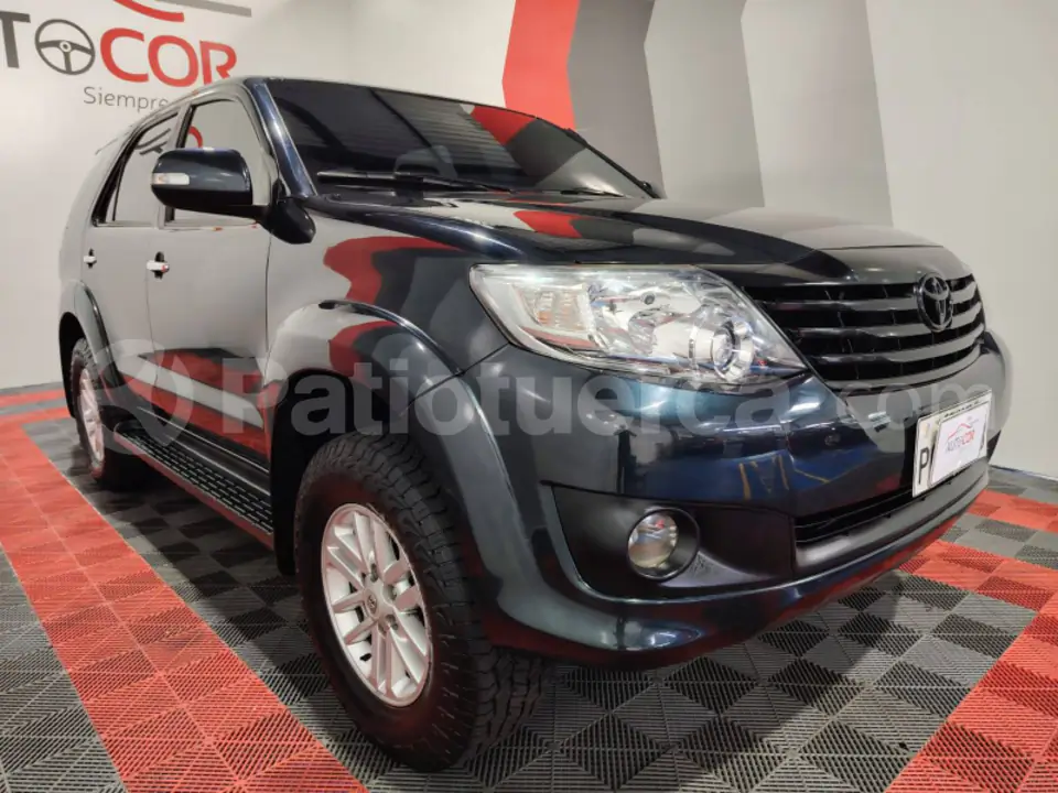 Foto 3 de Toyota Fortuner 2.7