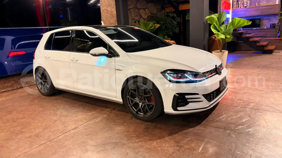 Foto 2 de Volkswagen Golf GTI