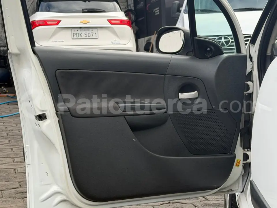 Foto 8 de Citroen C3 SX