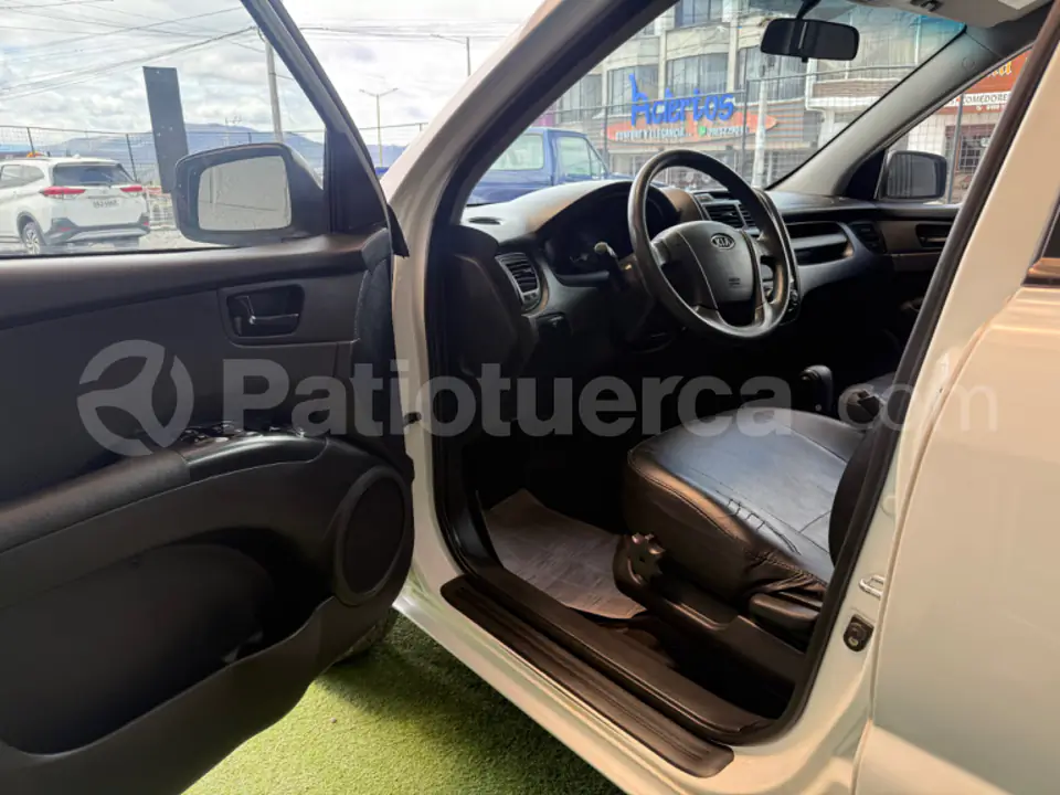 Foto 3 de Kia Sportage LX