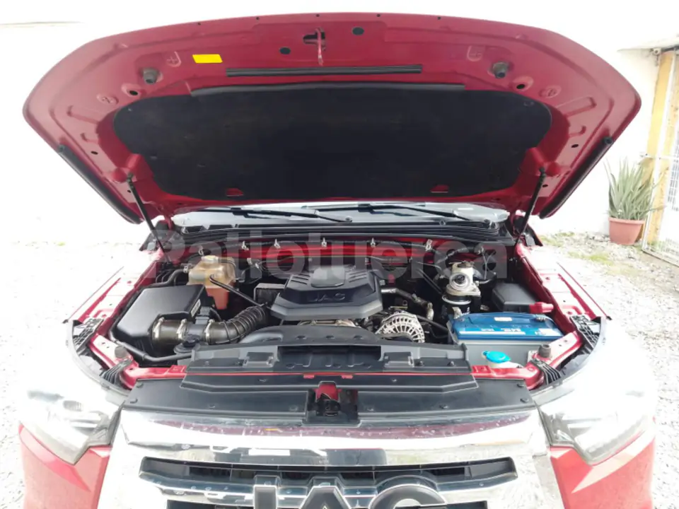 Foto 2 de JAC T8
