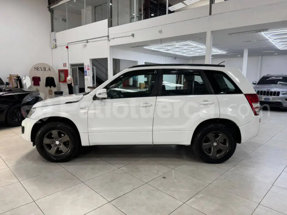 Foto 8 de Suzuki Grand Vitara SZ