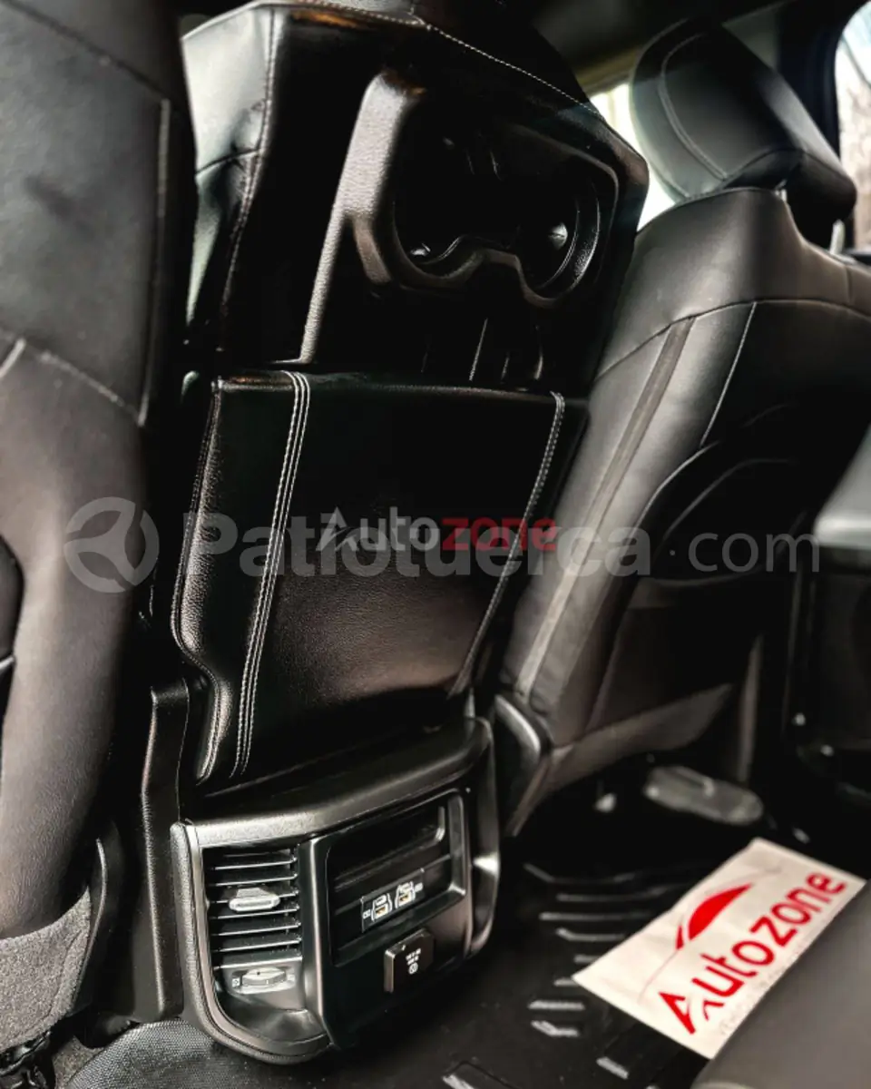 Foto 15 de Dodge RAM 1500