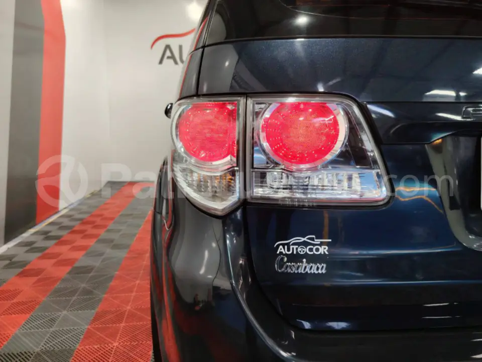 Foto 5 de Toyota Fortuner 2.7