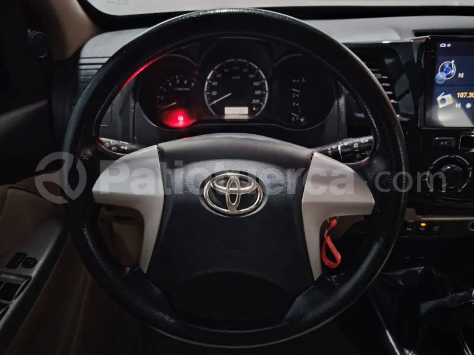 Foto 12 de Toyota Fortuner 2.7