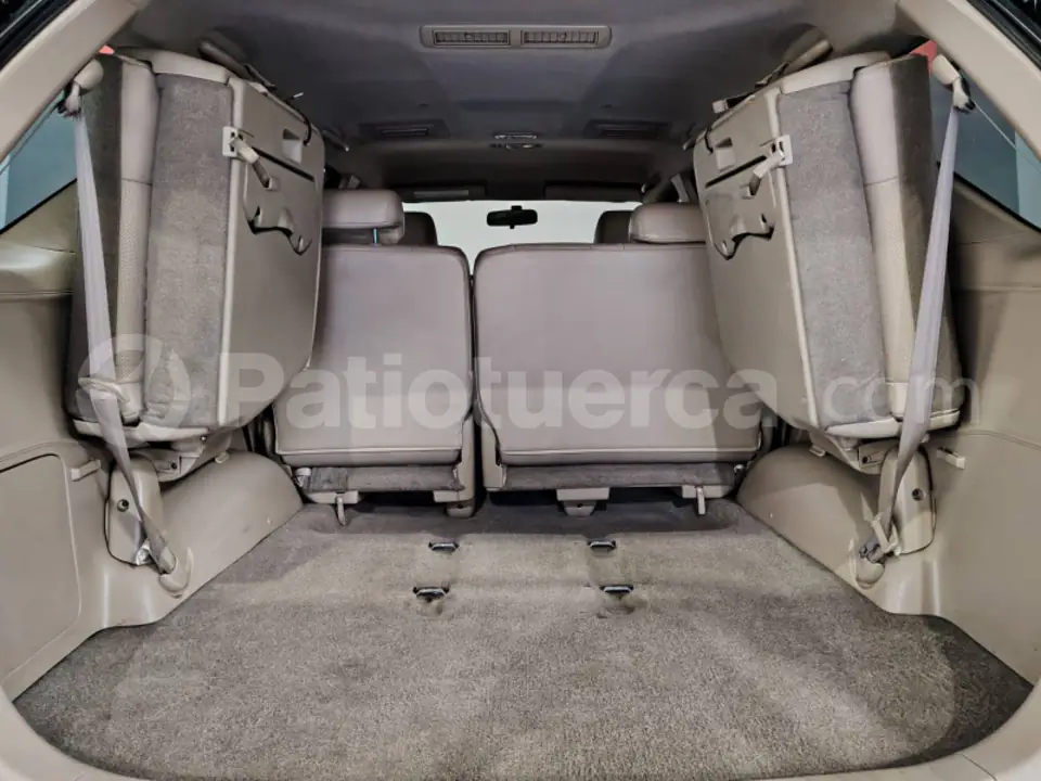 Foto 26 de Toyota Fortuner 2.7