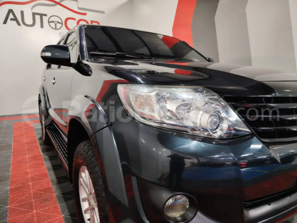 Foto 29 de Toyota Fortuner 2.7