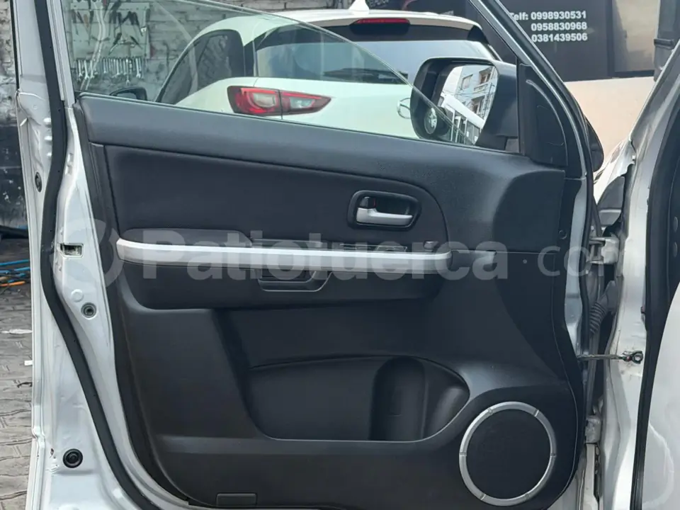 Foto 7 de Suzuki Grand Vitara SZ