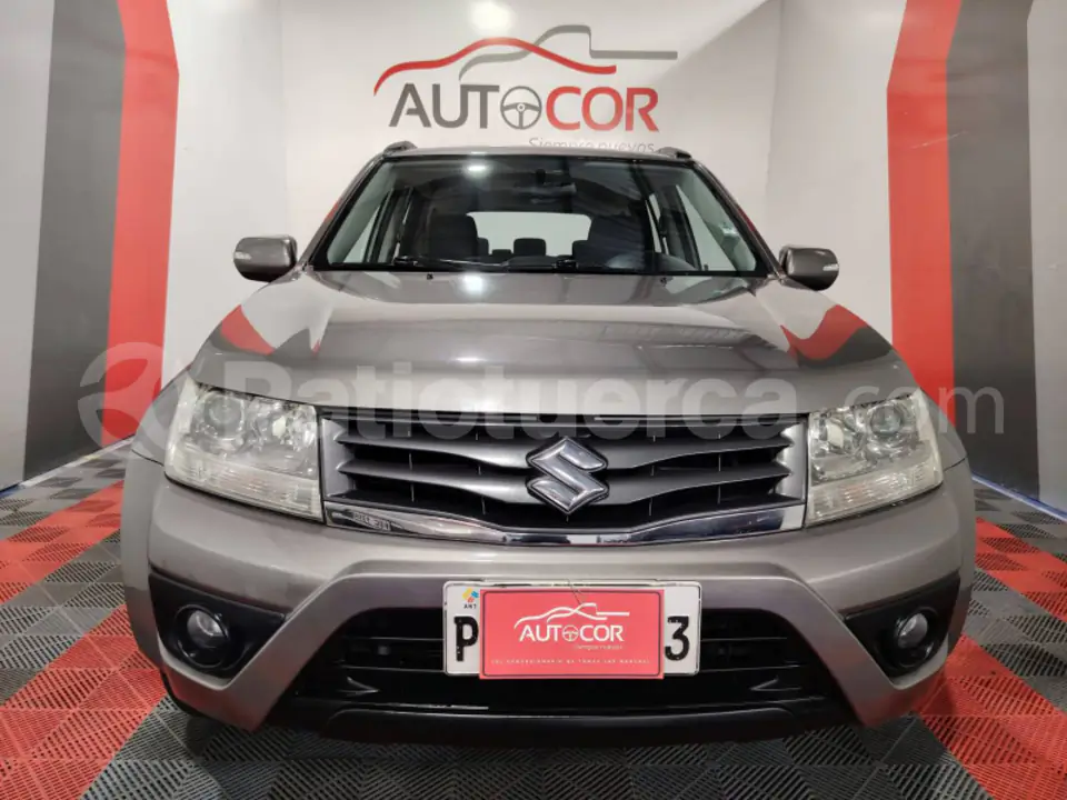 Foto 2 de Suzuki GRAN VITARA SZ NEXT