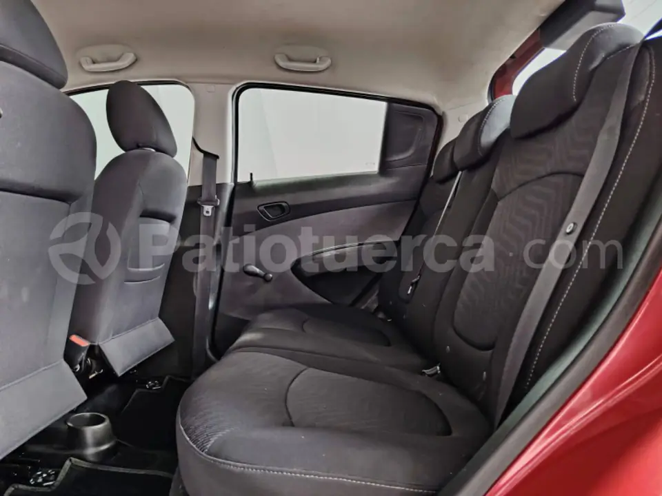 Foto 23 de Chevrolet Spark GT