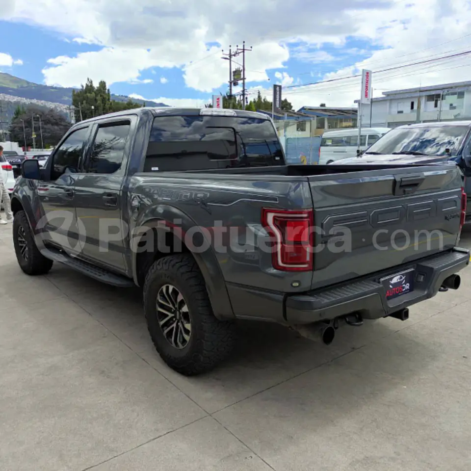 Foto 7 de Ford F150 Raptor AC