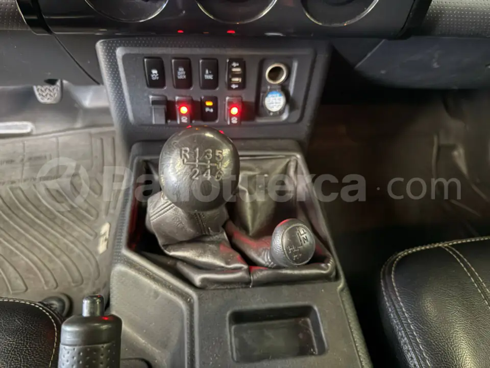 Foto 8 de Toyota FJ Cruiser