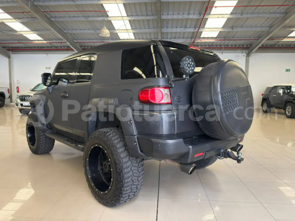 Foto 12 de Toyota FJ Cruiser