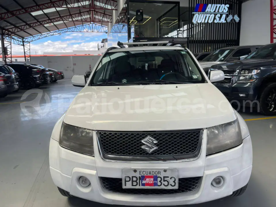 Foto 1 de Suzuki Grand Vitara SZ