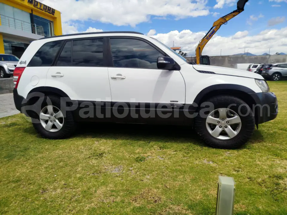 Foto 3 de Suzuki Grand Vitara SZ 2.4 4x4