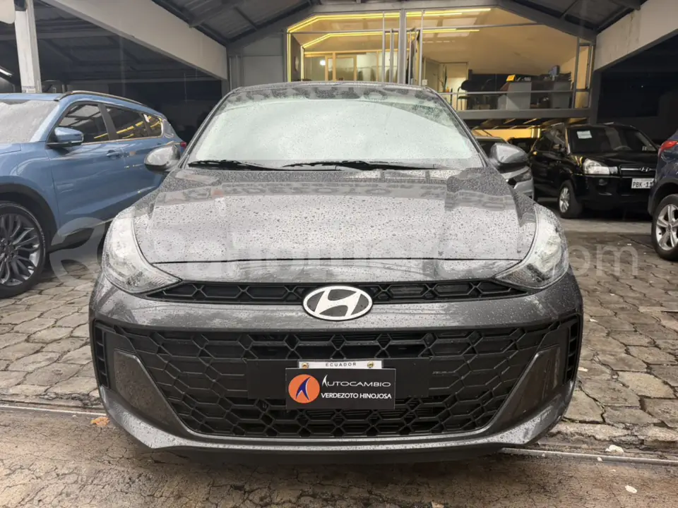 Foto 2 de Hyundai GRAND I10 GLS