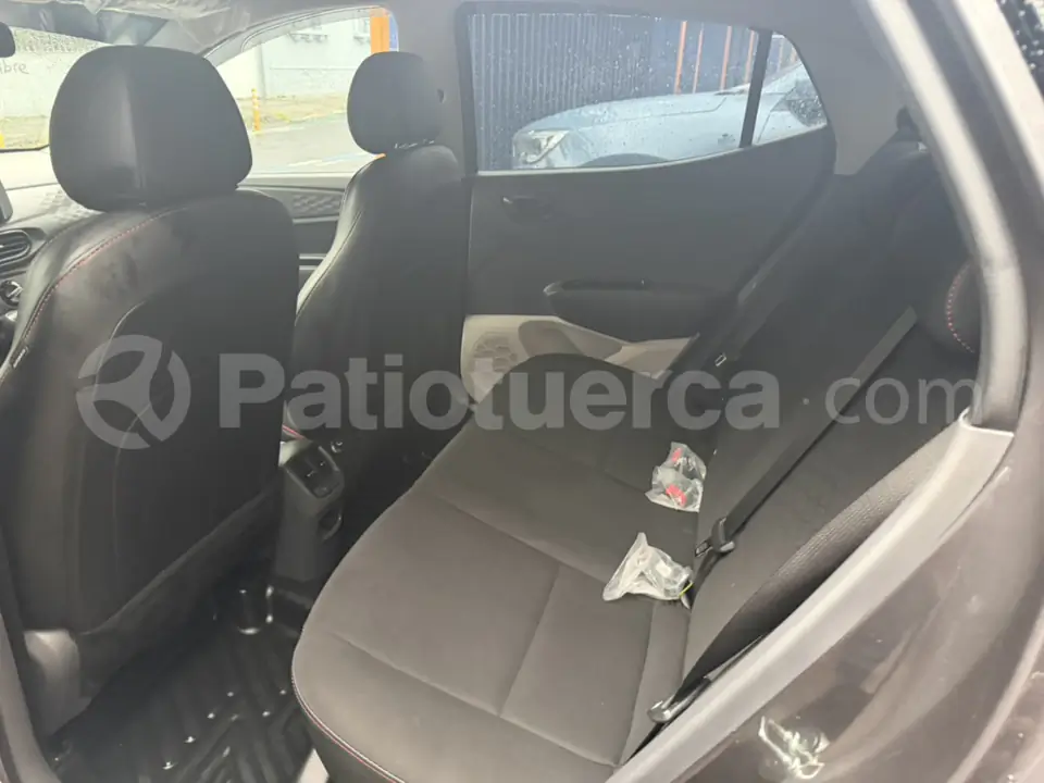 Foto 10 de Hyundai GRAND I10 GLS