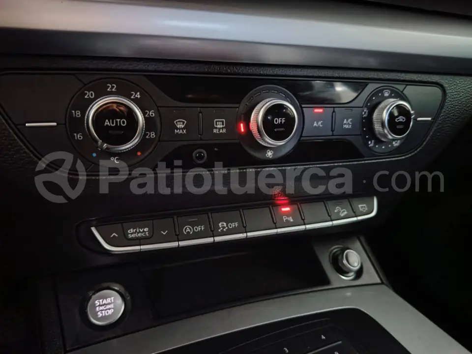 Foto 21 de Audi Q5 quattro