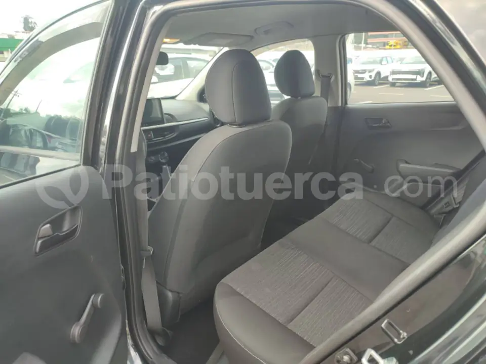 Foto 9 de Kia PICANTO LX