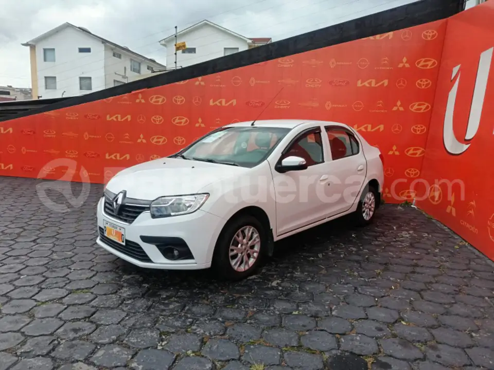 Foto 2 de Renault Logan