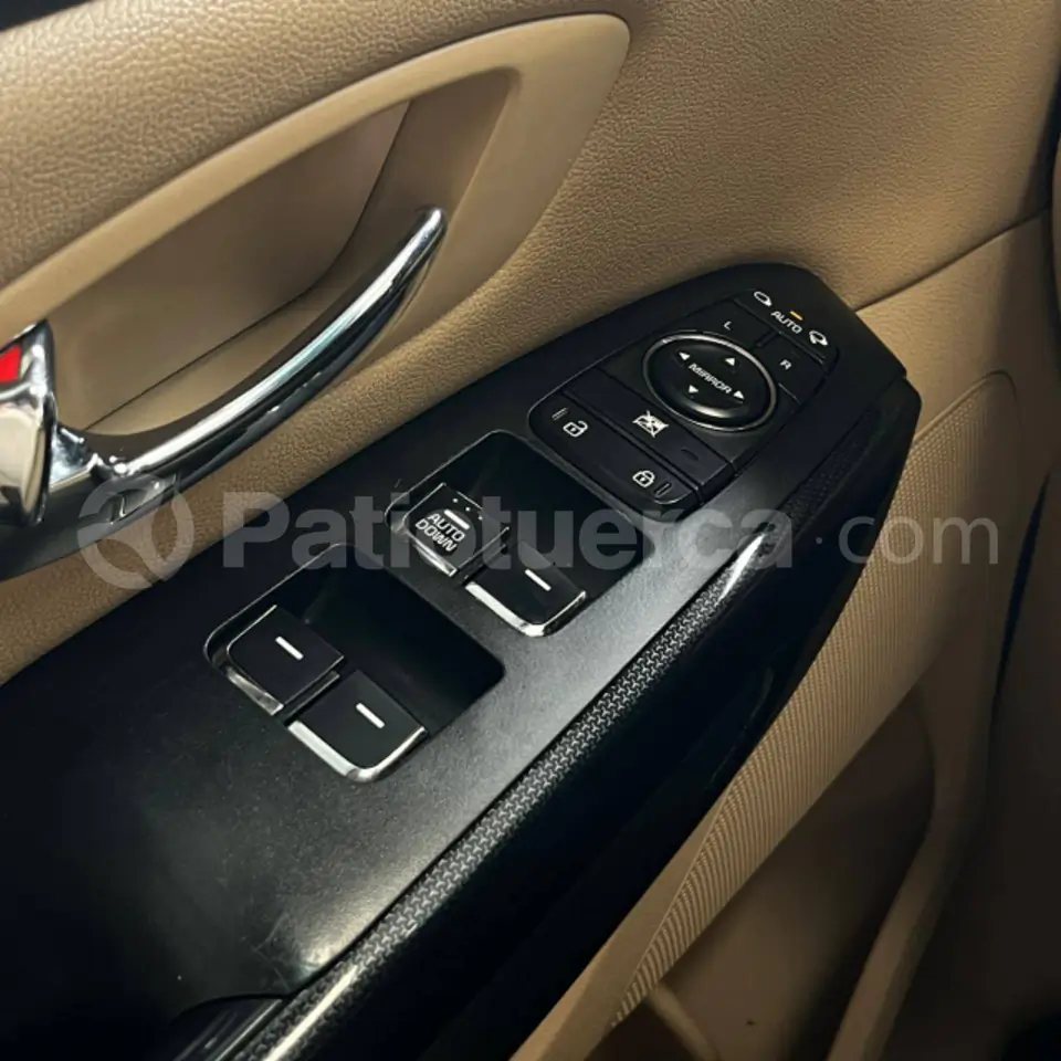 Foto 21 de Kia Carnival