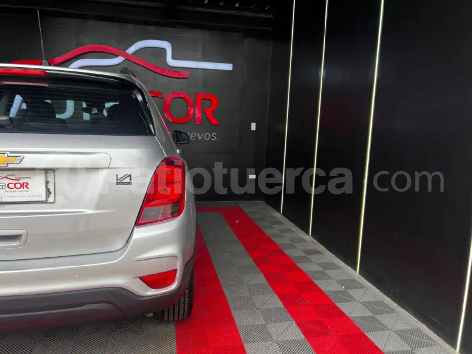 Foto 23 de Chevrolet Tracker LS