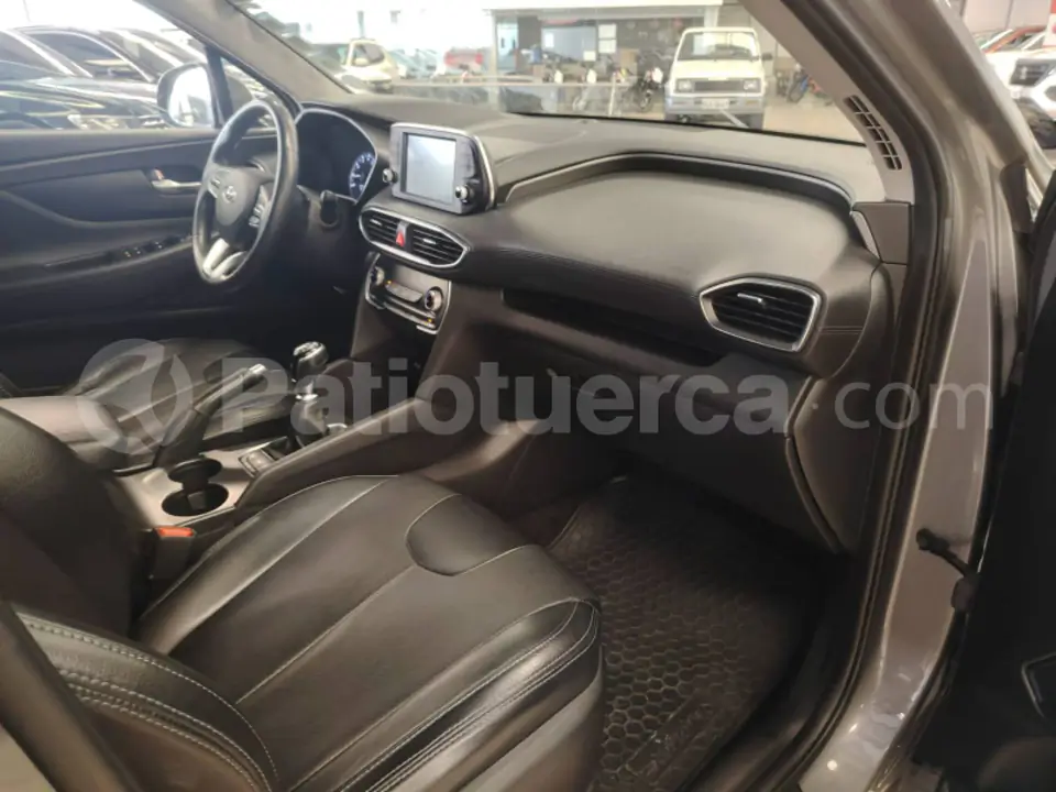 Foto 17 de Hyundai Santa Fe