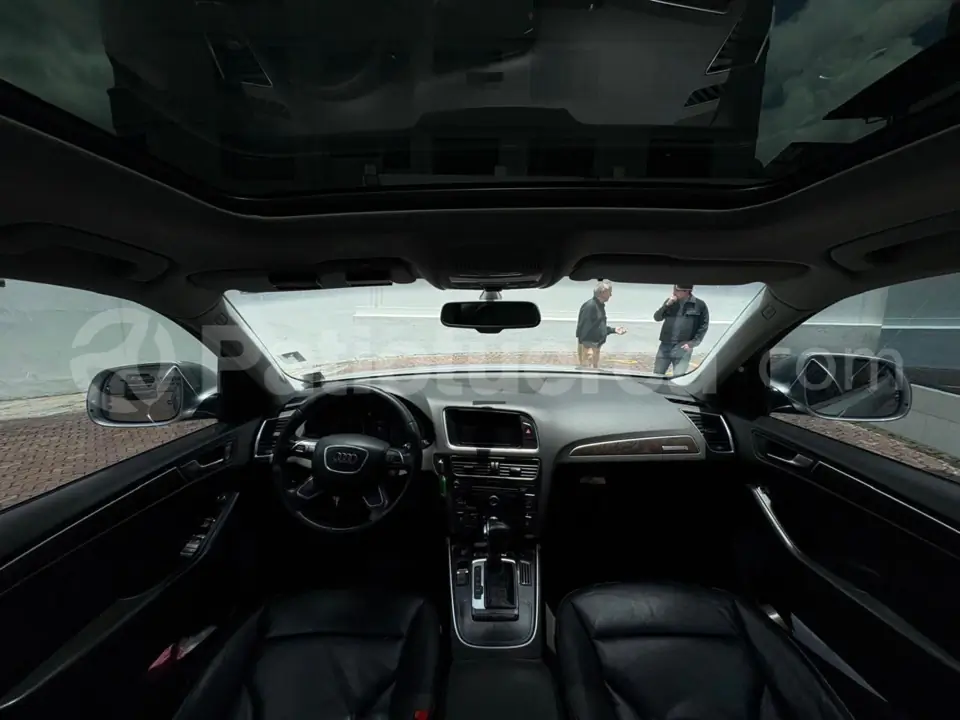 Foto 10 de Audi Q5 TFSI TIPTRONIC