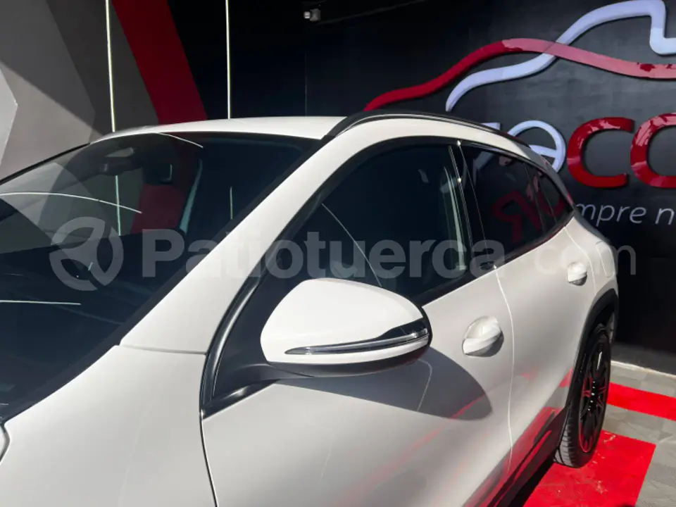 Foto 6 de Mercedes Benz GLA 250