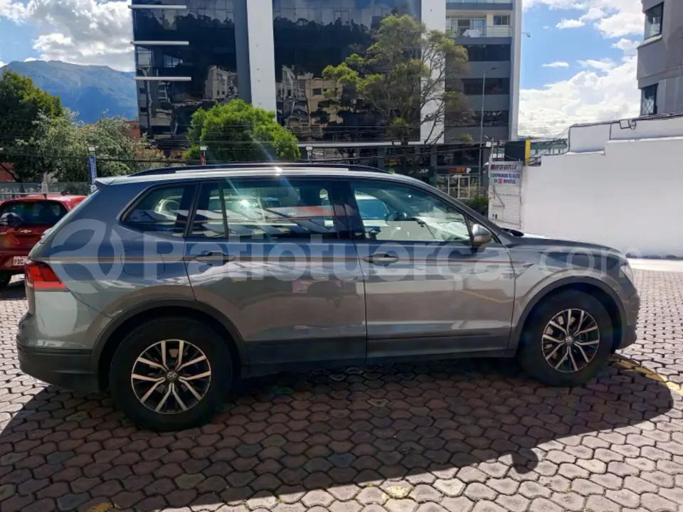 Foto 4 de Volkswagen Tiguan Trendline
