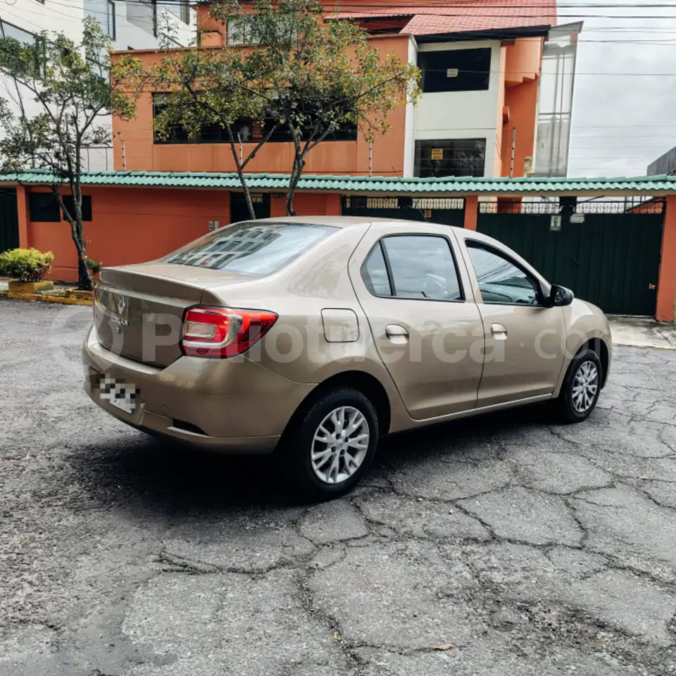 Foto 4 de Renault Logan