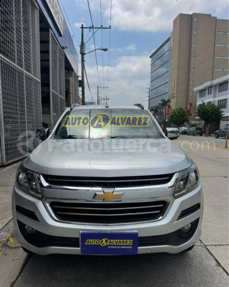Foto 2 de Chevrolet TrailBlazer DSL LTZ TA 2.8
