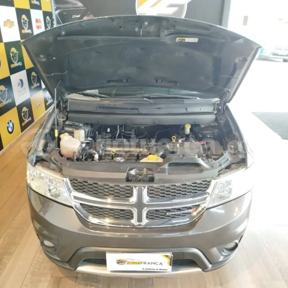 Foto 16 de Dodge Journey SE