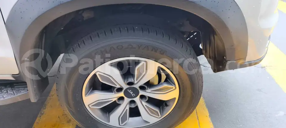 Foto 15 de JAC T8 LUXURY