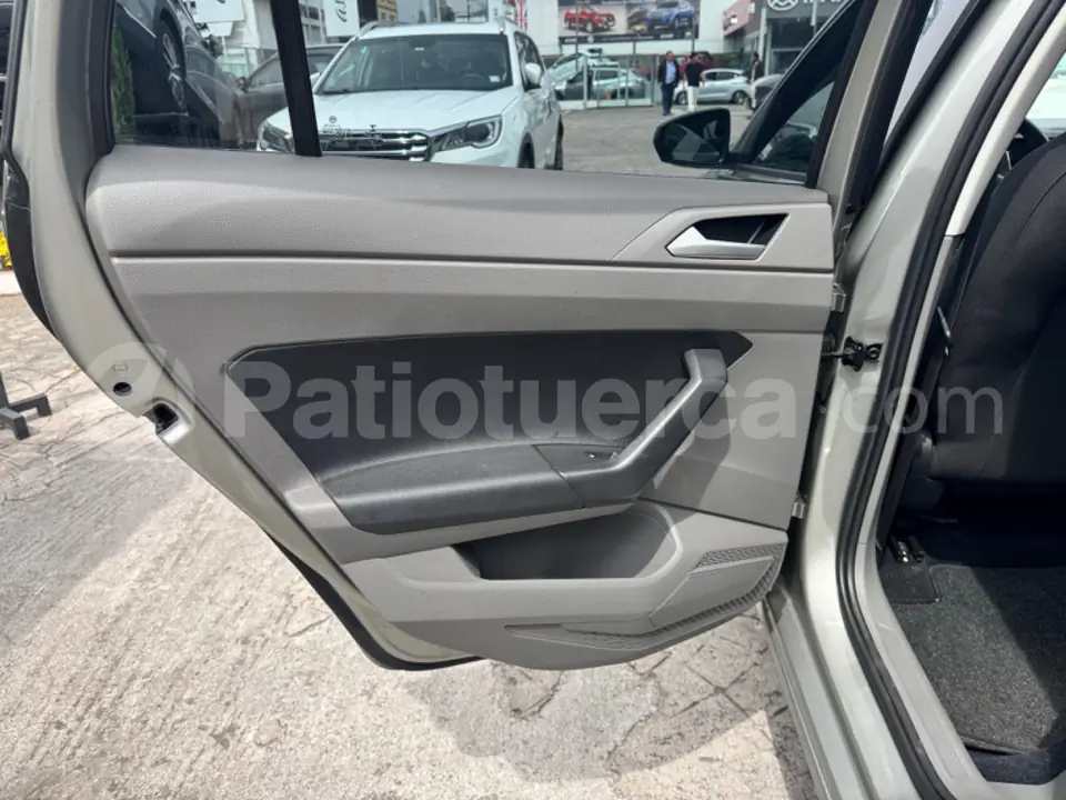 Foto 10 de Volkswagen Virtus